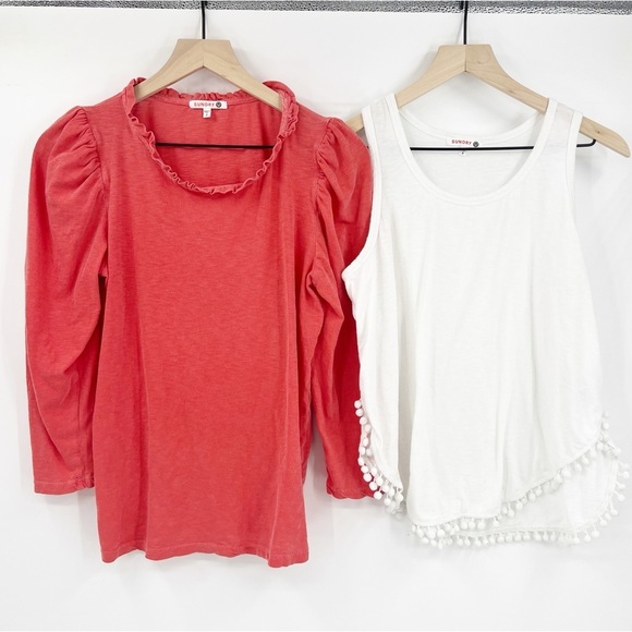 Bundle of 2 Sundry Tops Size 2 Medium Evereve White Pom Pom Tank Coral Ruffle - Picture 1 of 10